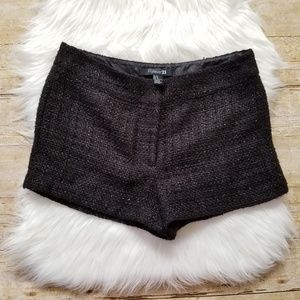 FOREVER 21 FRONT ZIP BLACK TWEED LINED SHORTS